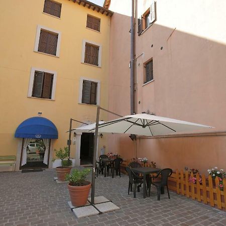 Il Cavallino Fossombrone Zewnętrze zdjęcie